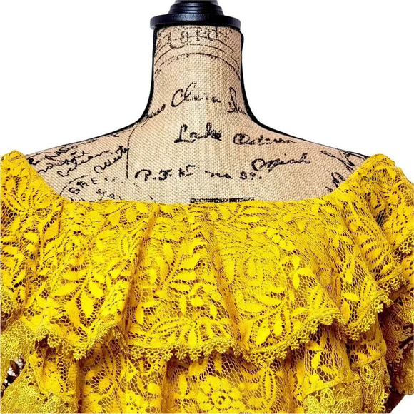 LULUS Women's Regular Lace Off The Shoulder Ruffle Maxi Dress Size Small Yellow - Picture 15 of 16